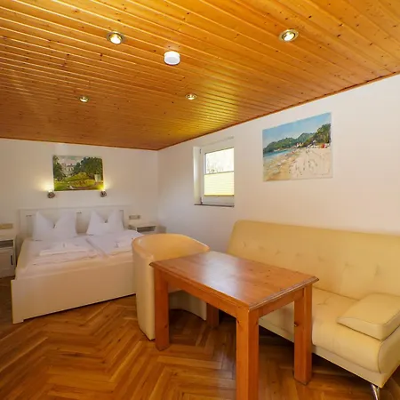 Casa de hóspedes Middel