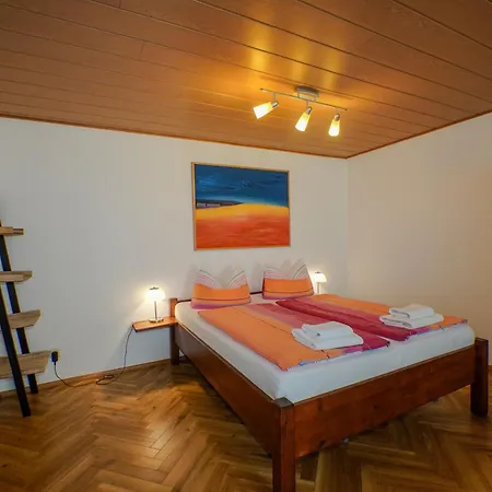 Guest house Middel